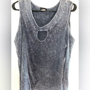 Venus cold shoulder studded top XL